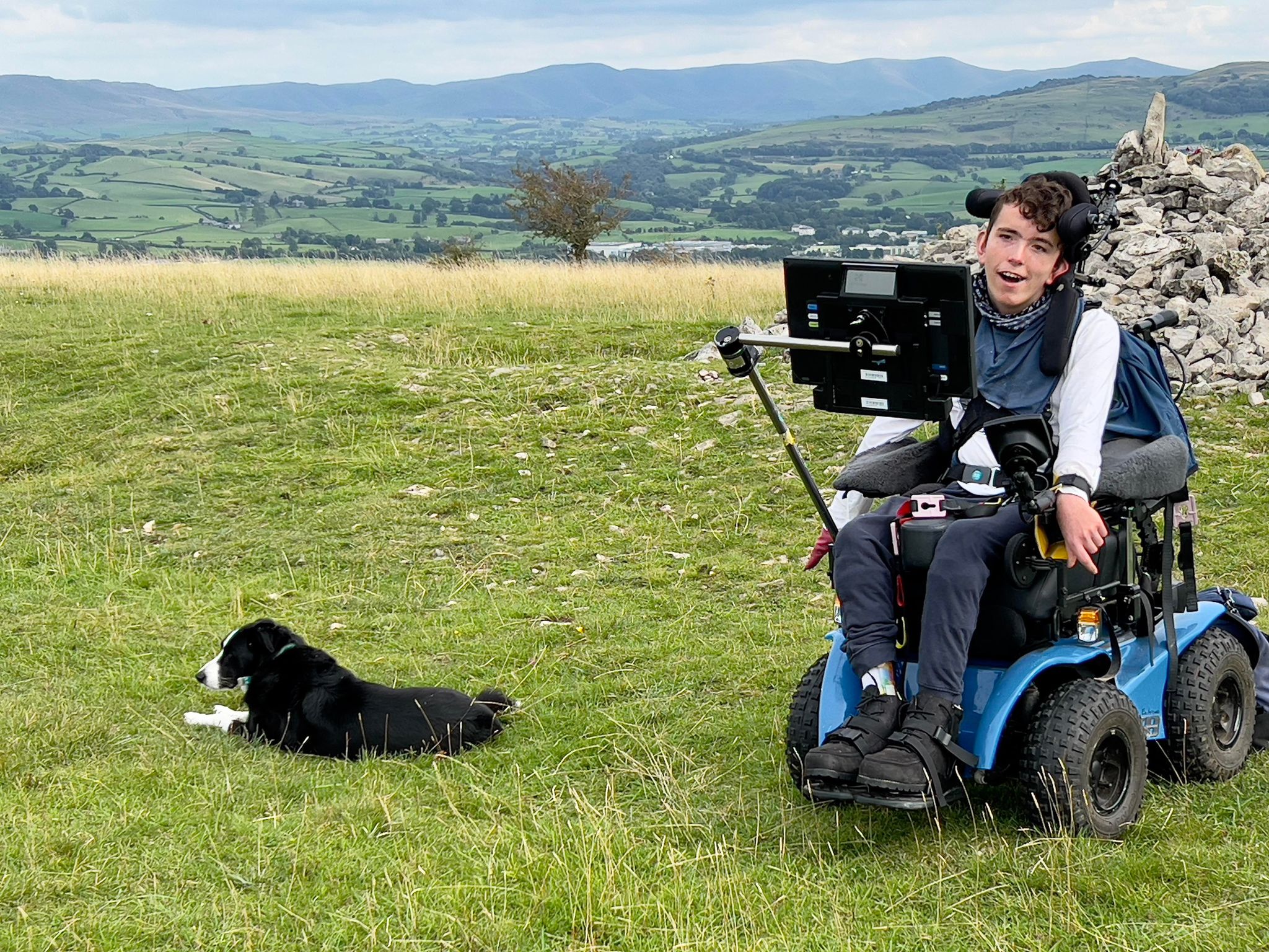 Communicator with Grid Pad 13 outdoors